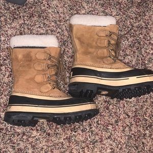 Sorel Caribou waterproof boots size 7